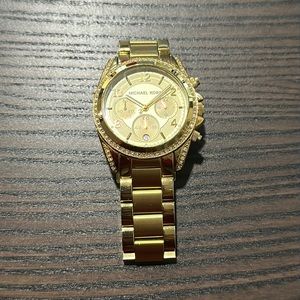 MK watch- Needs battery
